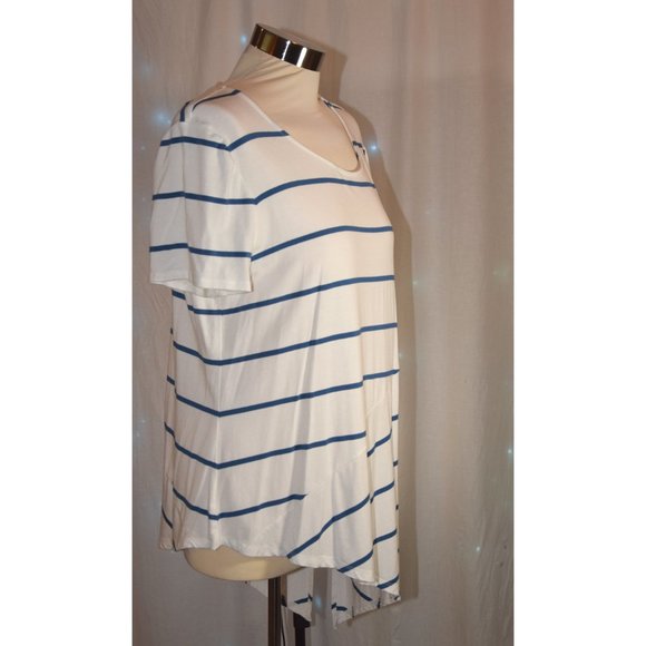 Chicos white/blue striped top size 2 (12/14) - Picture 2 of 8